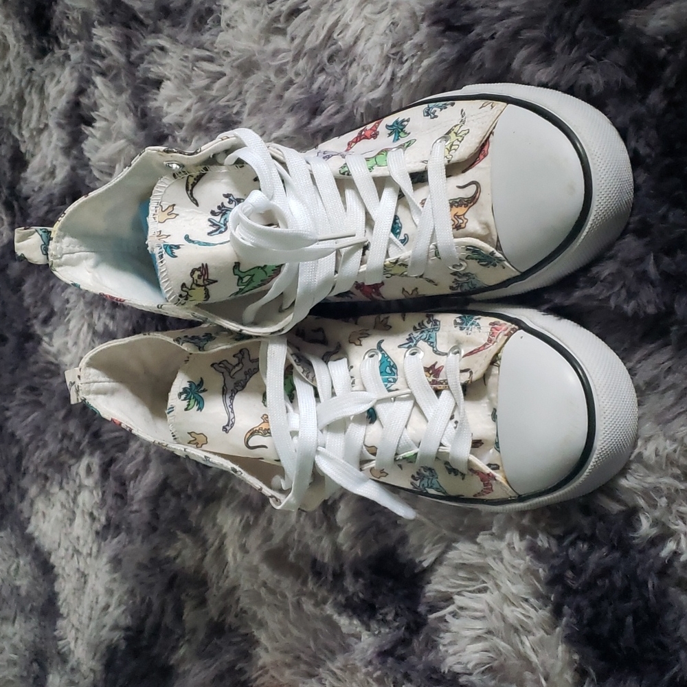 Hi top sneakers - dinosaur print